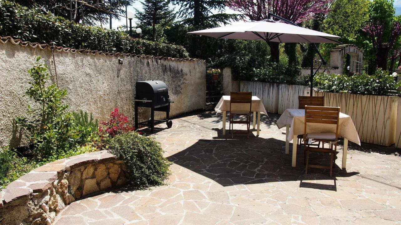 Casale Mammarella Apartment L'Aquila Exterior photo